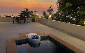 Kohtao Studios Sunset